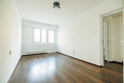 Apartament cu 2 camere decomandat în Micro 13 - 8