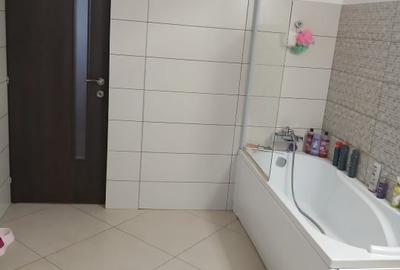 Apartament 4 camere, bloc 1983, 85 mp + mansarda 70 mp Maratei 2 - 6