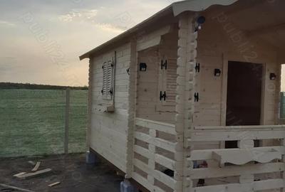 Casu?a de lemn 5 3 m cu veranda - 1