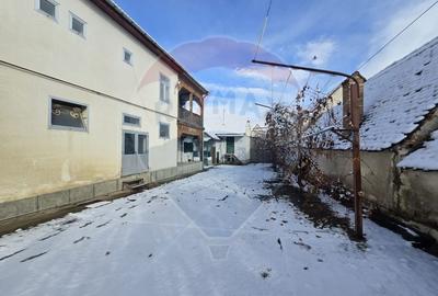 Casa de vanzare / Spatiu productie cu 12+ camere - 6