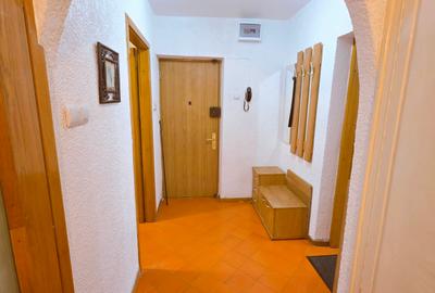 Garsoniera inchiriere Stirbei Voda bloc 1993 etajul 3/7 - 32