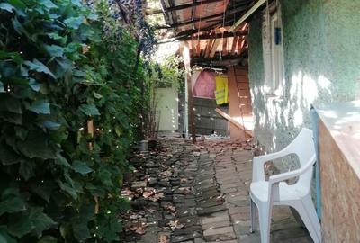 Casă cu 2 camere cu Teren 150 Mp în Tei - 3