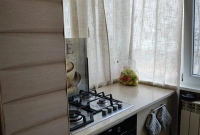 Apartament cu 2 camere decomandat în C5