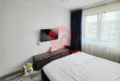 Apartament cu 3 camere decomandat, mobilat în Palazu Mare - 13