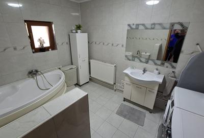 Casă cu 6 camere cu Canalizare în Eforie Nord - 21