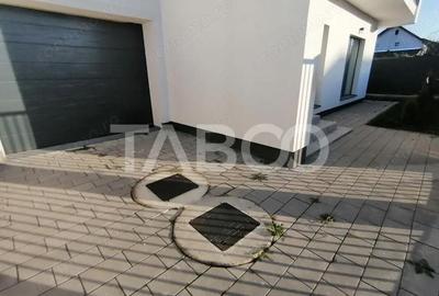 Casă cu Teren 336 Mp în Central - 2