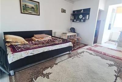 Garsoniera, zona Grivitei - 13