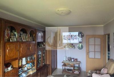 Apartament cu 2 camere decomandat, mobilat în Aradului