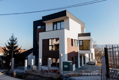 Casa cu 7 camere, 234mp utili, terasa panoramica, Dambul R. - 3