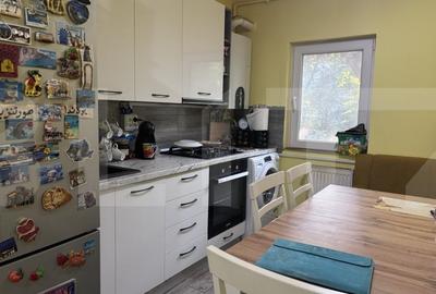 Apartament spatios, 87 mp, 3 camere - mobilat, utilat, aproape de Shopping Ci