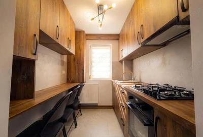 Apartament cu 3 camere semidecomandat, mobilat în Central - 13