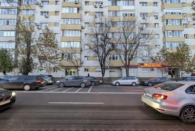 Spațiu comercial, de 55 mp, în Central - 8