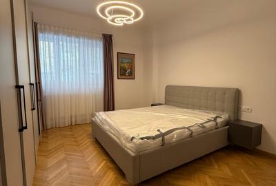 Apartament cu 3 camere decomandat, mobilat în P-ța Rosetti - 3