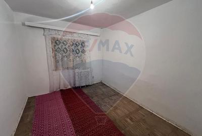 Apartament cu 4 camere de vanzare in zona Sud-Est - 4