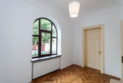 Inchiriere 4 camere , rezidential / birou, cladire interbelica, Piata Victoriei Inchiriere 4 camere , rezidential / birou, cladire interbelica, Piata Victoriei - 4