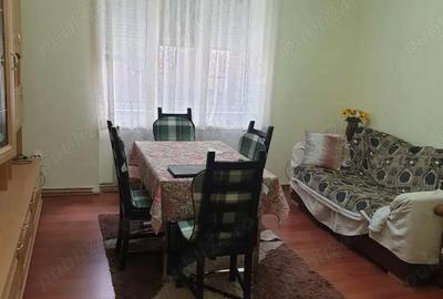 Apartament cu 4 camere decomandat în 14 Mai - 9