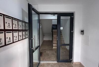 Apartament cu 3 camere decomandat în Central - 2