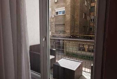 Apartament cu 3 camere decomandat în Central - 8