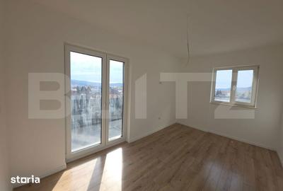 Apartament cu 3 camere în Central - 1
