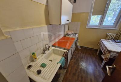 Apartament cu 3 camere la 15 minute de mers pe jos de statia de metrou Titan - 13