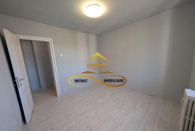 Apartament 3 camere, etaj intermediar, zona Narcisa - 1