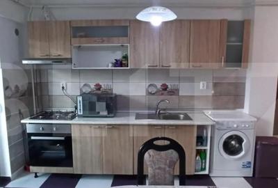 Apartament cu 2 camere semidecomandat în Galata