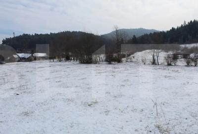 Teren de 4655 mp, în Central - 2