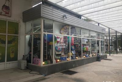 Spațiu comercial, de 102 mp, în Central - 2