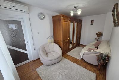 Casă individuală cu 4 camere cu Canalizare în Central - 3