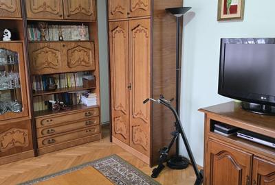 Apartament cu 3 camere decomandat, mobilat în Zorilor - 11