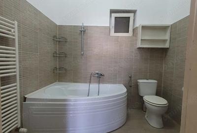 Casă cu 3 camere în Central - 1