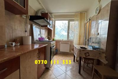 Apartament cu 3 camere decomandat, mobilat în Hipodrom - 8