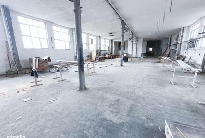 Spațiu comercial, de 2,272 mp, în Central - 10