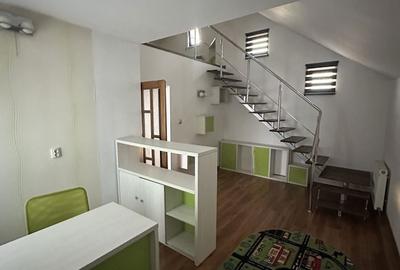 Casă cu 4 camere cu Teren 1000 Mp în Slătioara - 1