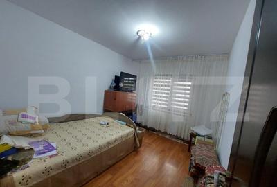 Apartament cu 3 camere,la parter, zona Craiovita Noua - 4