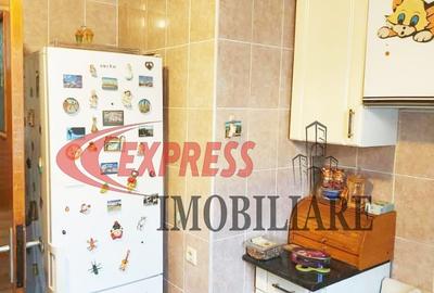 Titan, Nicolae Grigorescu, Parc IOR, Piata, Metrou Titan, Nicolae Grigorescu, Parc IOR, Piata, Metrou - 5