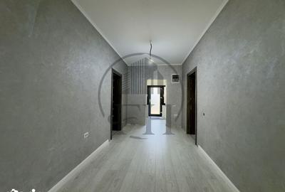 Casă cu 4 camere cu Teren 2561 Mp în Cobadin - 6