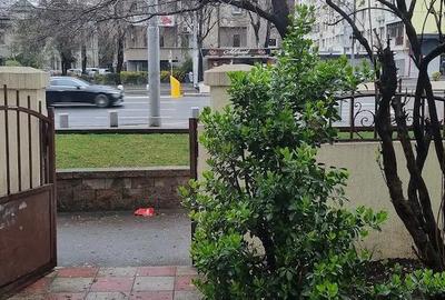 Apartament cu 4 camere semidecomandat în Cantemir - 1