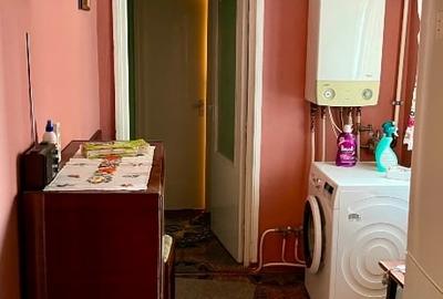 Apartament 3 camere de vânzare zona Careiului
