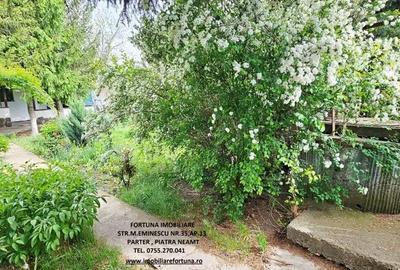 Casă cu 3 camere cu Teren 2358 Mp în Central - 2