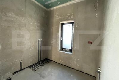 Casă cu 3 camere cu Teren 330 Mp în Central - 9