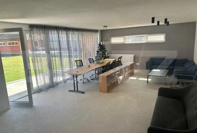 Casă cu Teren 3298 Mp în Central - 3