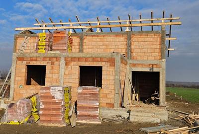 Duplex, P+M, în construcție, cu predare la cheie, Moșnița Veche, comision 0% - 1