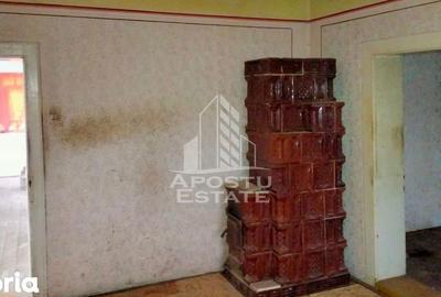 Casă cu 4 camere cu Teren 1079 Mp în Vârfurile - 9