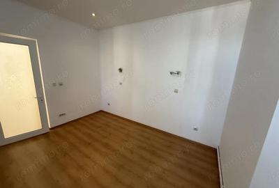 Apartament cu 6 camere decomandat, mobilat în Central - 12