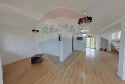 Casa cu 5 camere de vanzare, str. Bobalna, Sighetu Marma?iei - 3