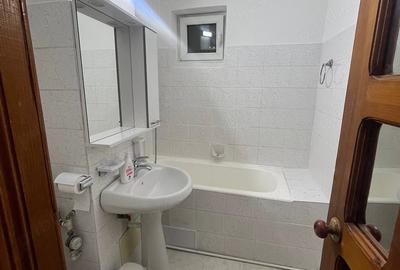 Apartament cu 2 camere semidecomandat în Micro 9 - 1