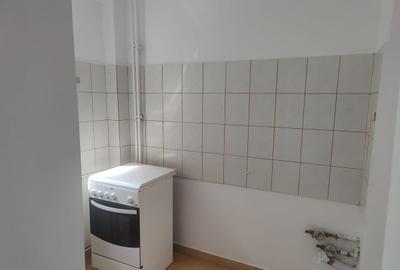 Garsonieră decomandată în Dristor - 9