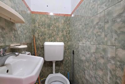 Apartament cu 4 camere decomandat în Titan - 3