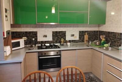 Inchiriez apartament 2 camere - 4